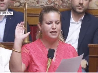 Mathilde Panot à l'assemblée nationale avec une fiole de punaise de lit