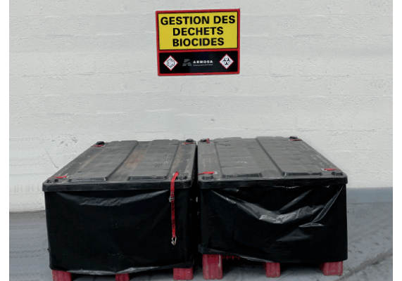 bacs de récupération de contenants des produits insecticides et rodonticides