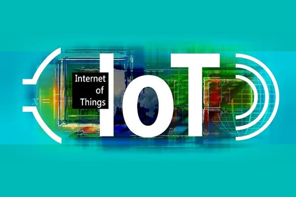 image abstrait contenant les lettres IoT pour Internet of Things