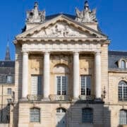 Distribution de rodenticides par les mairies
